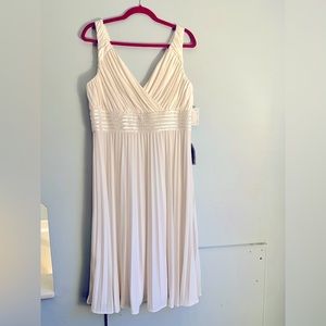 Suzi Chin for Maggy Boutique Ivory Pleated Dress - Size 14